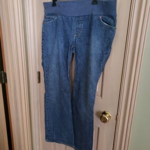 Misses Old Navy Stretch sz L Maternity Jeans short length all stretch waist